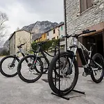 Appartamento Bed & Bike Frasassi