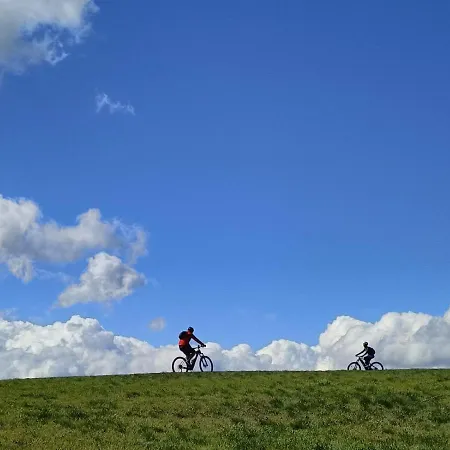 Apartament Bed & Bike Frasassi *